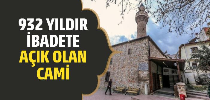 Garipler Camiî 932 Yıldır İbadete Açık