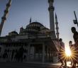 Namaza, İlim Meclisine ve Benzeri İbadetlere Ağırbaşlı ve Vakur Bir Şekilde Çağırmak Gitmek İle İlgili Hadisler