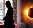 Güneş Tutulmasında Kılınacak Namaz "Küsuf Namazı"