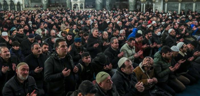 81 İlde Cuma Namazı Sonrasında Yağmur Duası Edildi