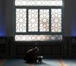 Dünyevîleşme, İsraf ve Hâle Rızâ Hakkında Osman Nûri TOPBAŞ Hocaefendi ile Mülâkat