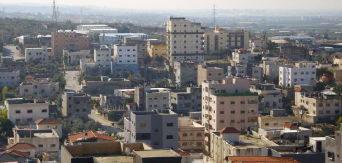 Yahudi Yerleşimciler, İşgal Altındaki Batı Şeria'da Filistinlilerin Evlerine Saldırıyor