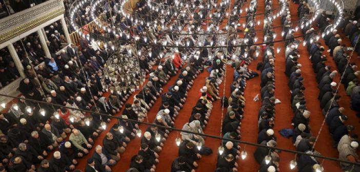 Türkiye, Yeni Yılın İlk Sabahında Camilerde Buluştu