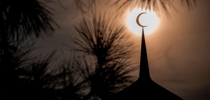 Ramazan Hilali Önce Atlas Okyanusu'nda Görülecek