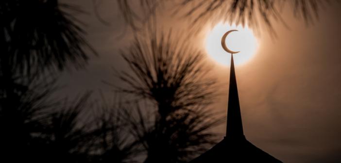Ramazan Hilali Önce Atlas Okyanusu'nda Görülecek