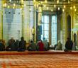Resimli veya Yazılı Elbiselerle Namaz Kılmanın Hükmü Nedir?