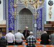 Yalnız Namaz Kılarken Kıraati Sesli Yapmak Uygun Olur mu? Neden Gündüz Namazlarını Sessiz Kılıyoruz?