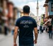 Üzerinde Besmele Veya Ayet Olan Bir Elbise Giymek Doğru mu?